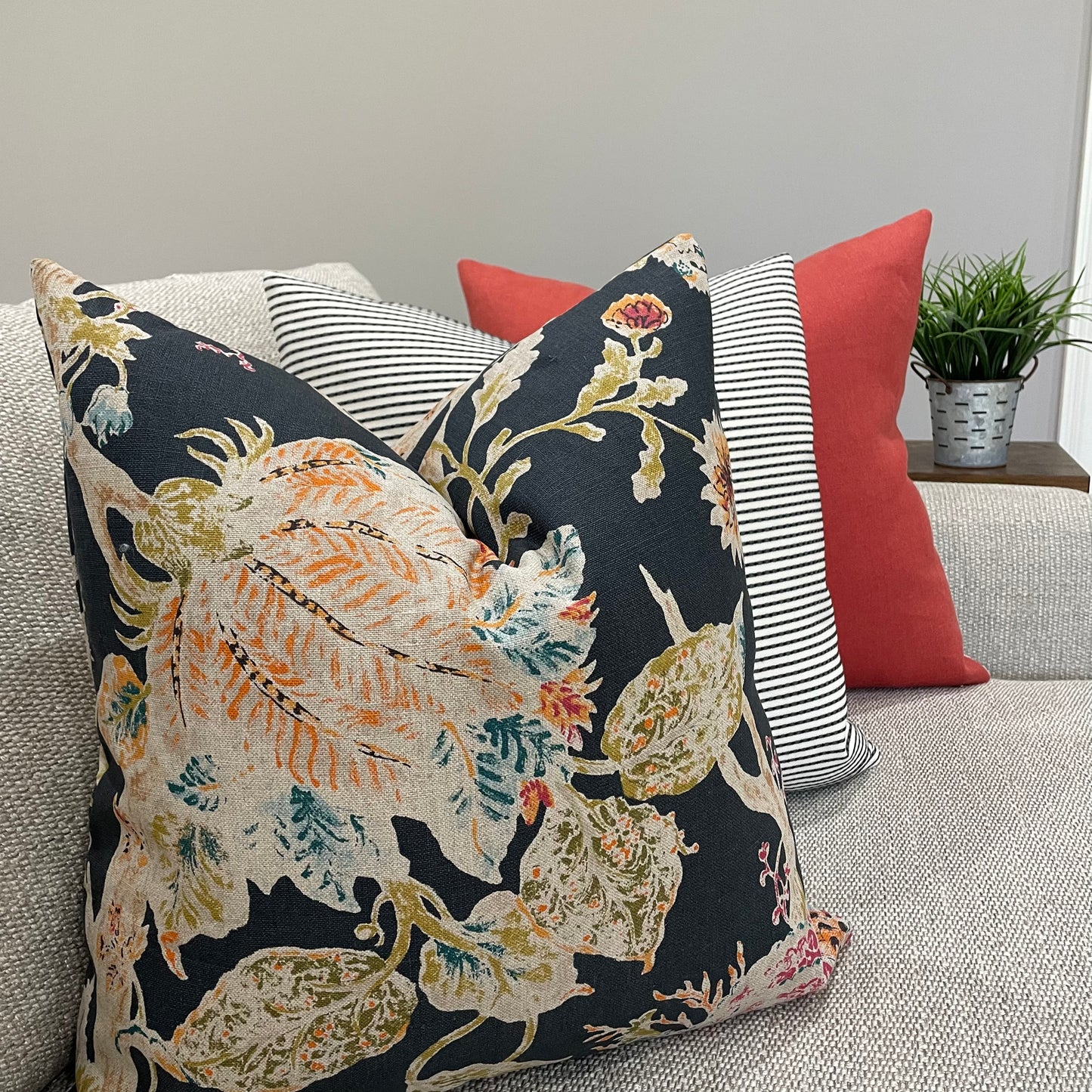 Botonical Floral on Black