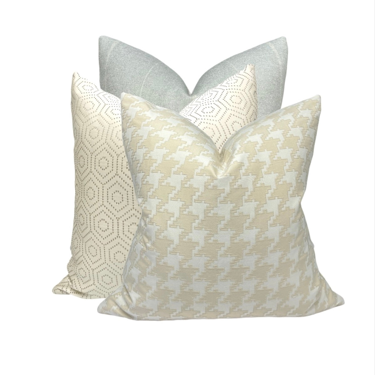 White and Cream Houndstooth Pillow Cover