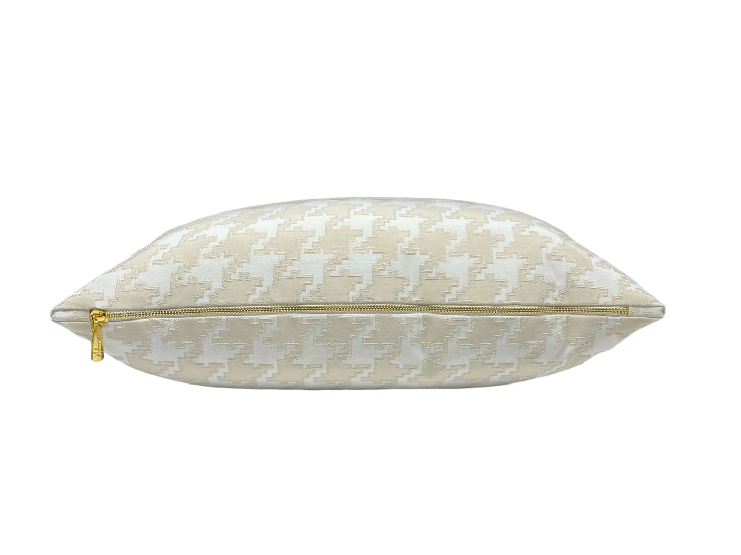 White and Cream Houndstooth Pillow Cover